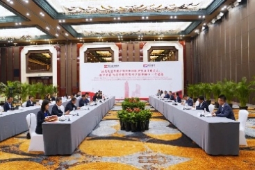 印尼對(duì)華合作牽頭人、海洋與投資統(tǒng)籌部長(zhǎng)盧胡特一行來(lái)中國(guó)巨石調(diào)研